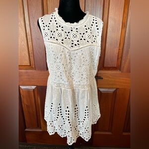 Ivy Jane Shirt Top Small White Embroidered Eyelet Lace Floral Babydoll